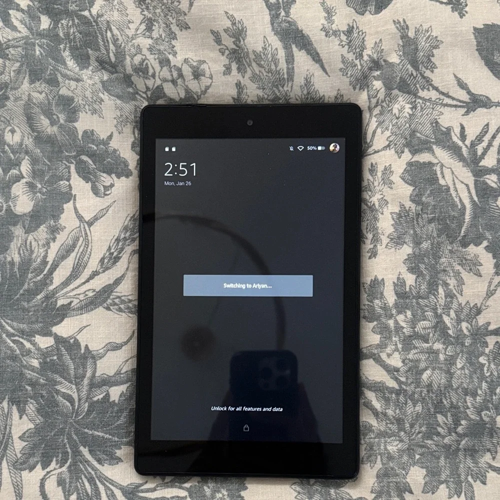 Amazon Kindle Fire HD 8 (16 GB)